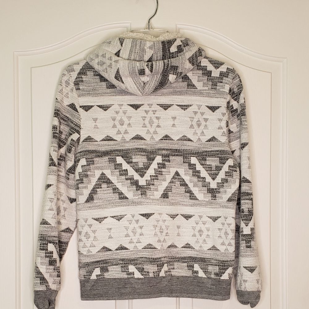 Soho Threads Jacket  - Picture 4 of 6